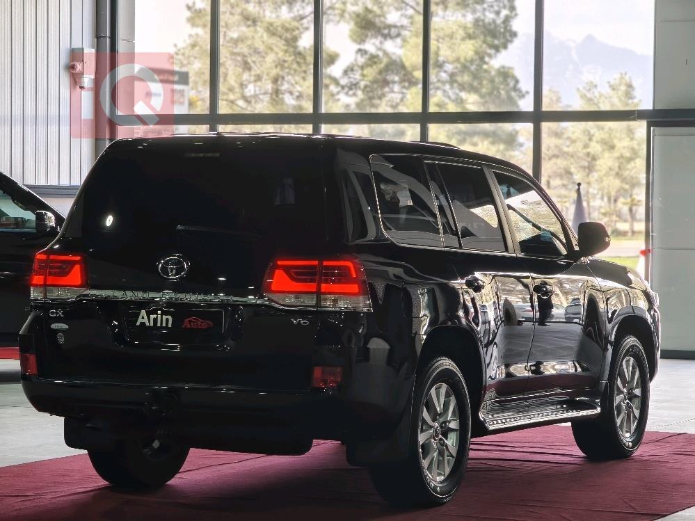 تويوتا لاندكروزر